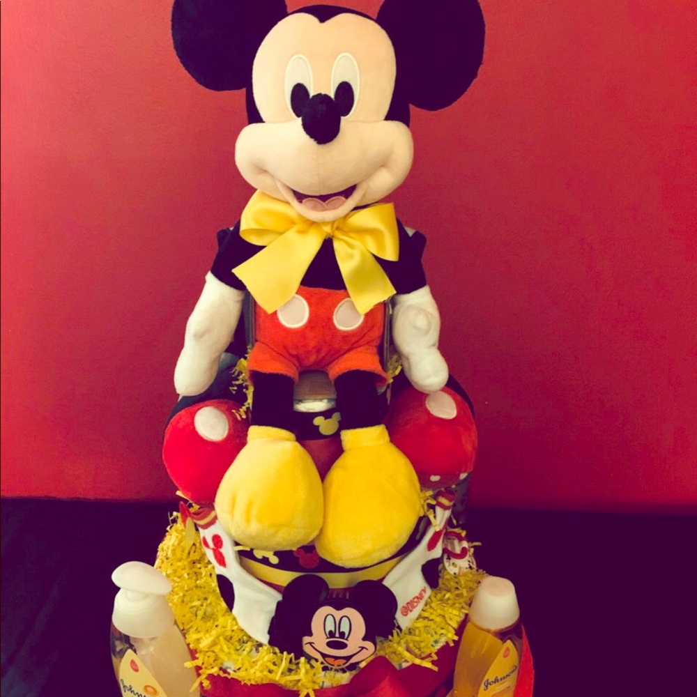 Minnie Mouse Diaper Cake